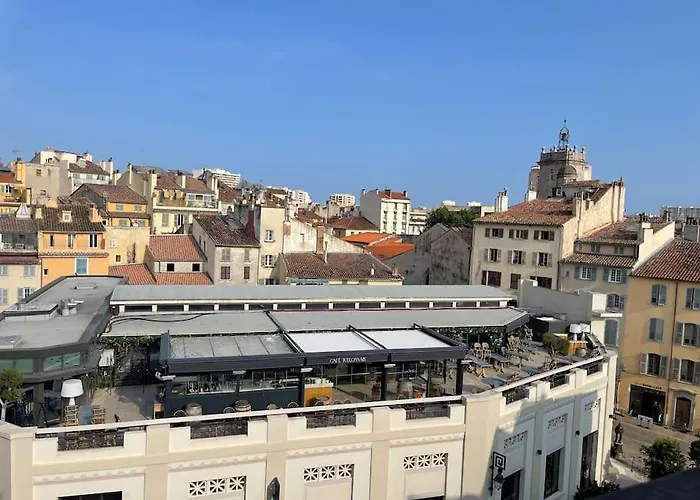 Studio Hyper Centre Avec Balcon Wifi Et Climatisation